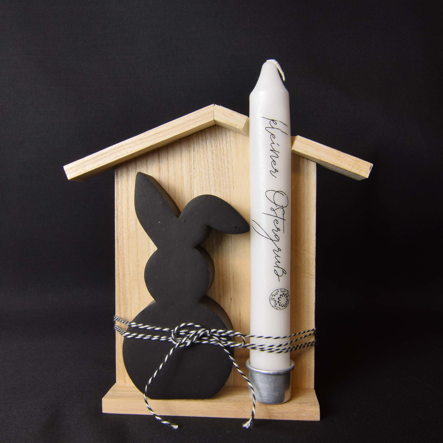 Klötzchen-Haus mit Osterhase